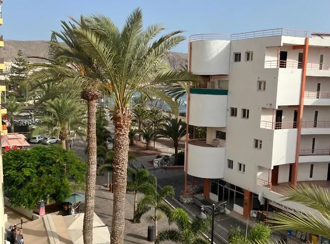 409 El Carmen Апартаменты Лос Кристианос